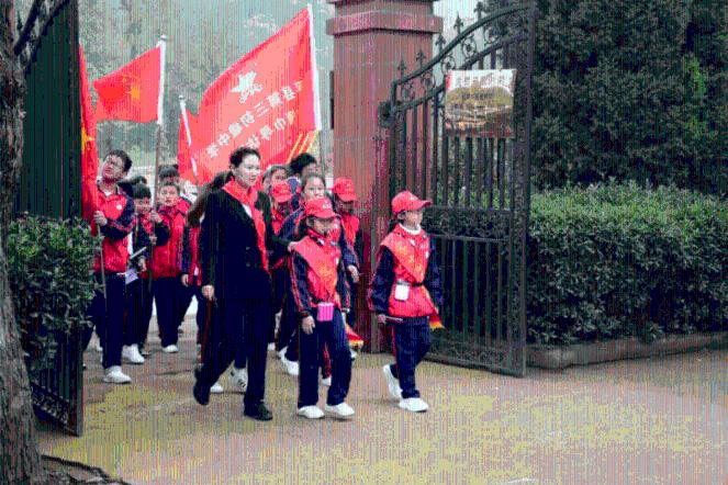 去年新增优质学位7500个!官渡区“教育强区”成效显著
